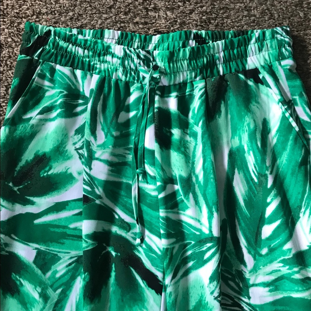 Fun leaf printed jogger/ elastic waist band pants